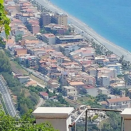 Holiday Vicolo Iv Vanellazza Casa vacanze Forza dʼAgro